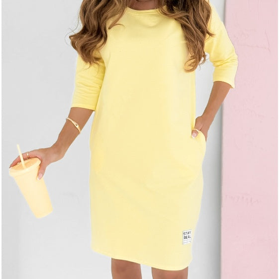 Mira Dress: Chic 3/4-Sleeve Design with Convenient Pockets