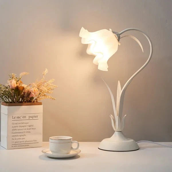 Elegant vintage table lamp with adjustable floral design