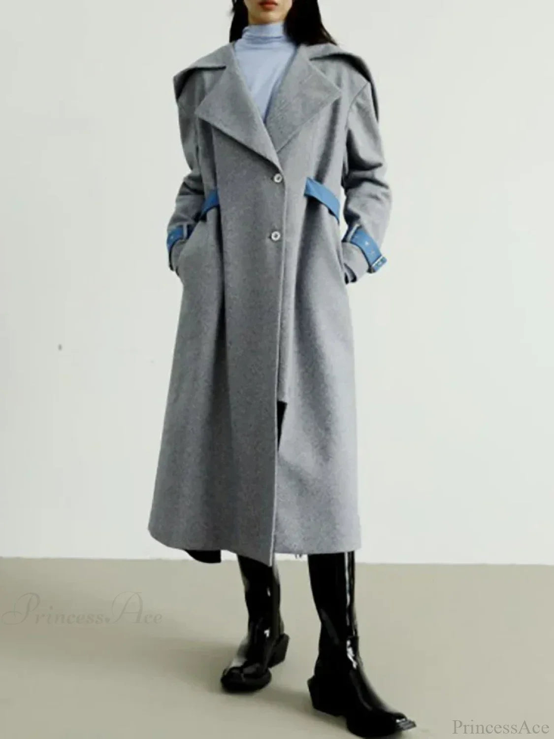 Women's Wool Coat with Removable Contrasting Detail