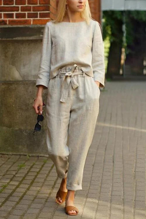 Two-Piece Chic and Comfortable Set for a Casual Style