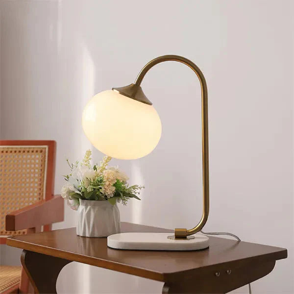 Funny Marshmallow Metal and Glass Table Lamp for Stylish Lighting