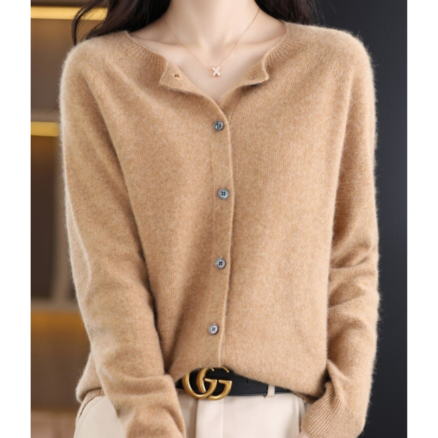 Cozy Women's Cardigan — Soft, Warm & Plush