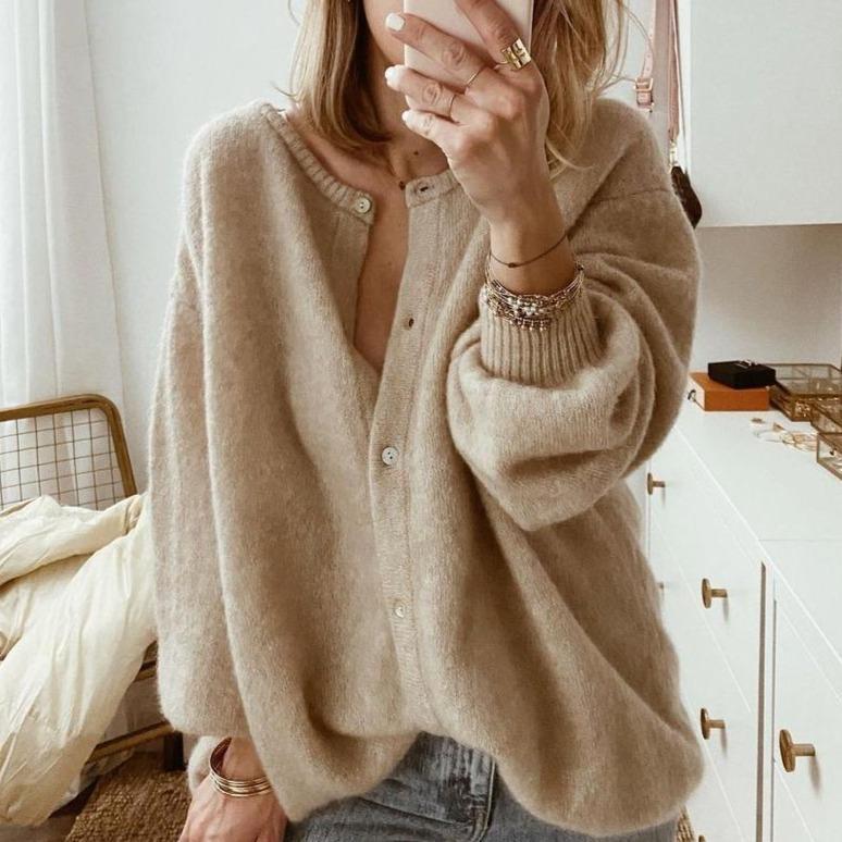 Cozy Women's Soft-Knit Cardigan for Everyday Comfort