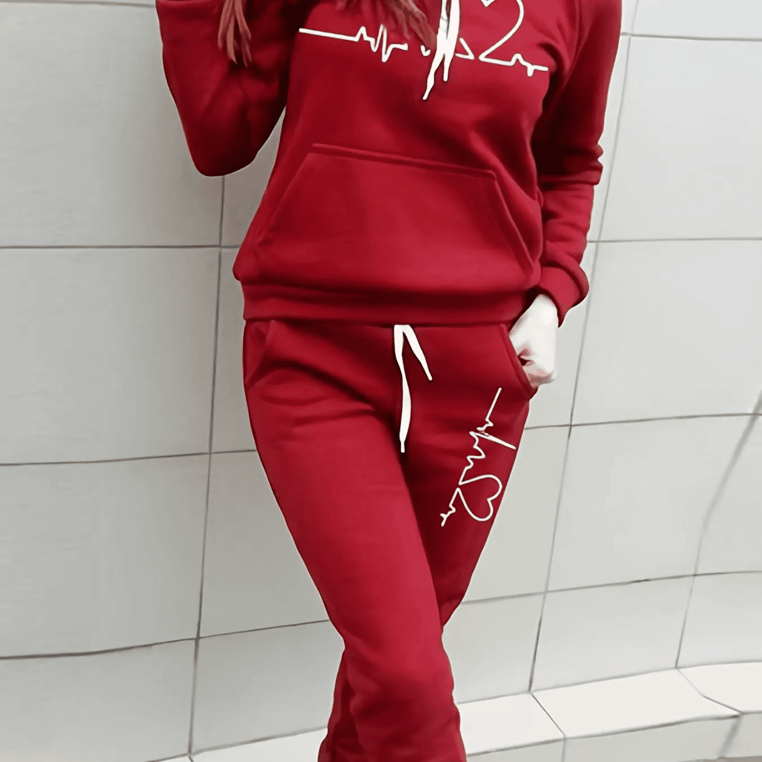 Comfortable Women's Tracksuit Set Isabella with Lovely Coordinated Heart Pattern