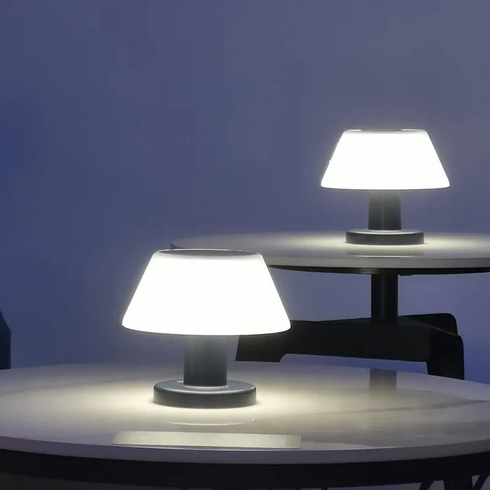 Elegant Solari Table Lamp – Eco-Friendly Solar Light for Your Home