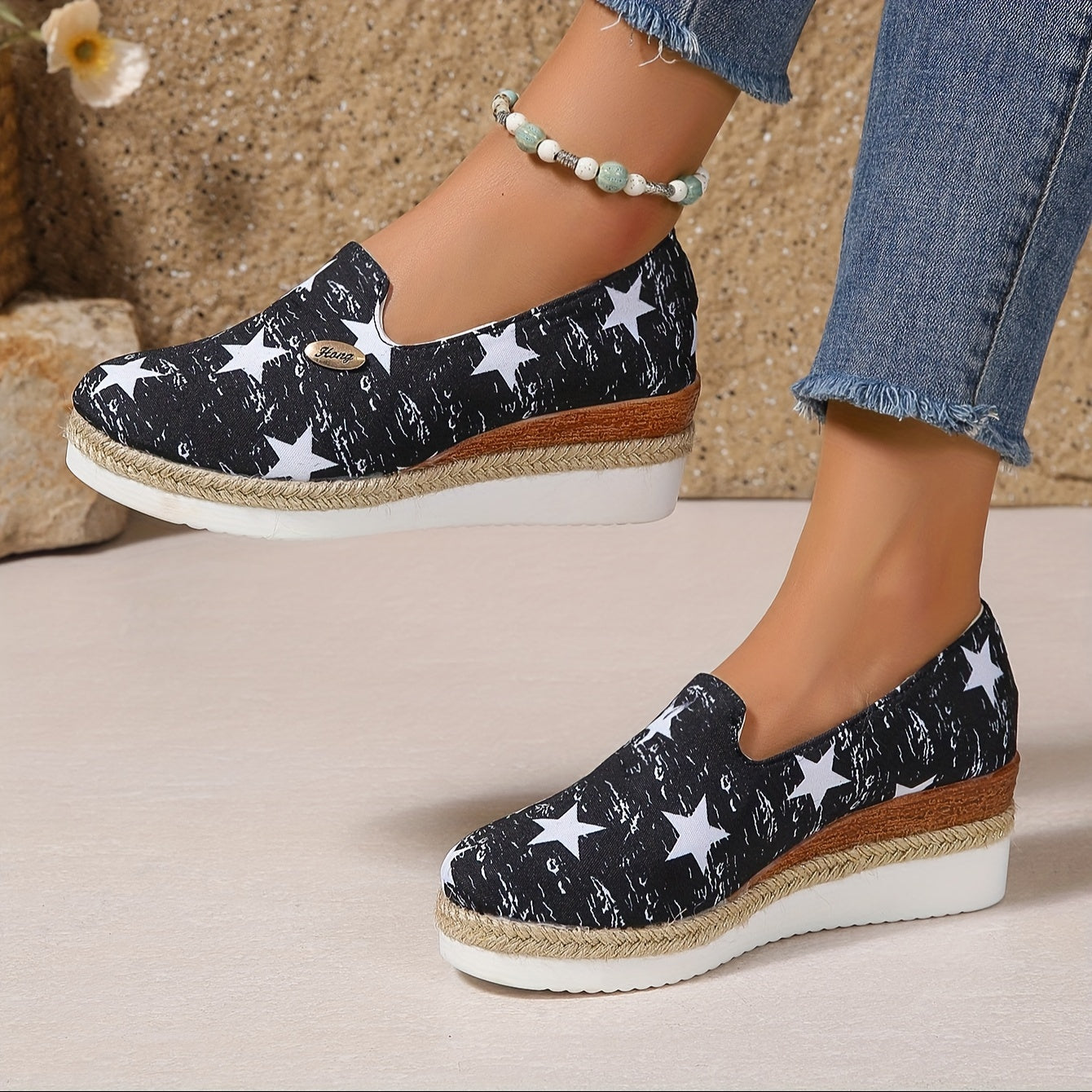 Padded orthopedic sneaker for joint support