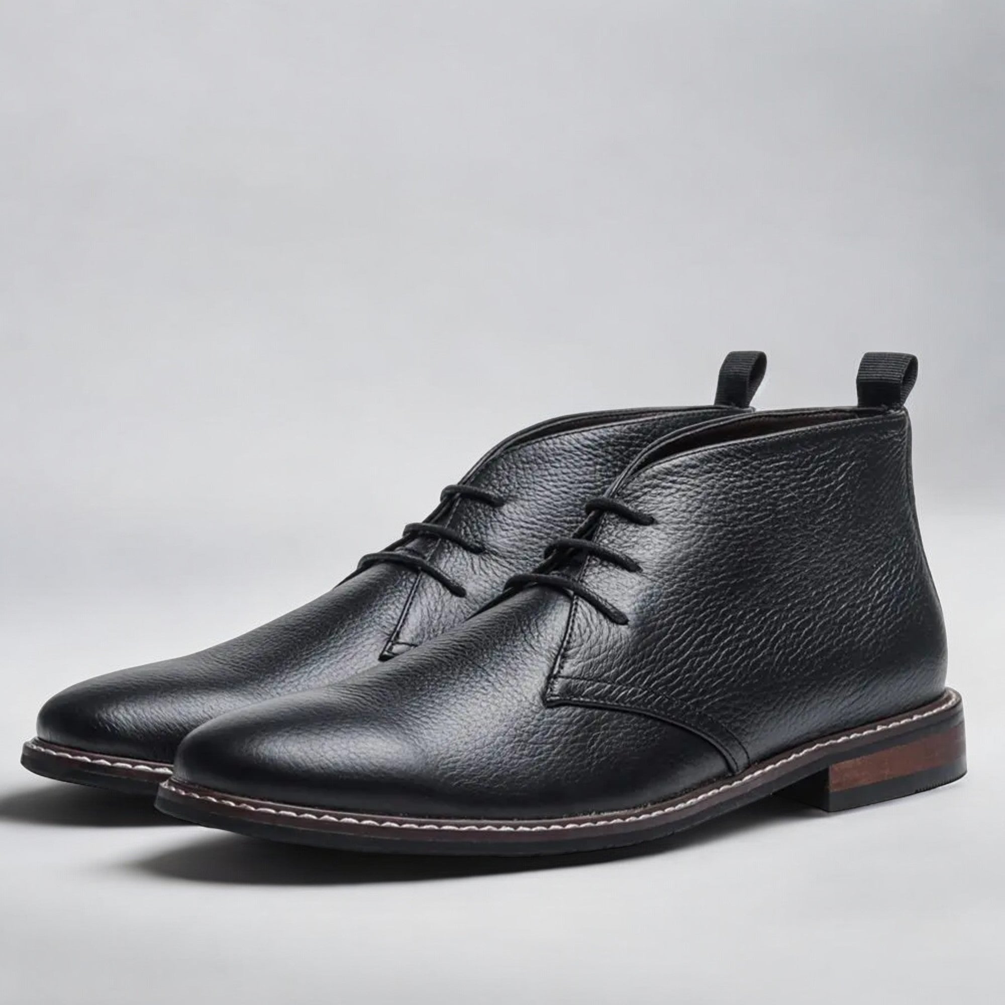 Herold - Refined Leather Chukka Boots for Stylish Comfort
