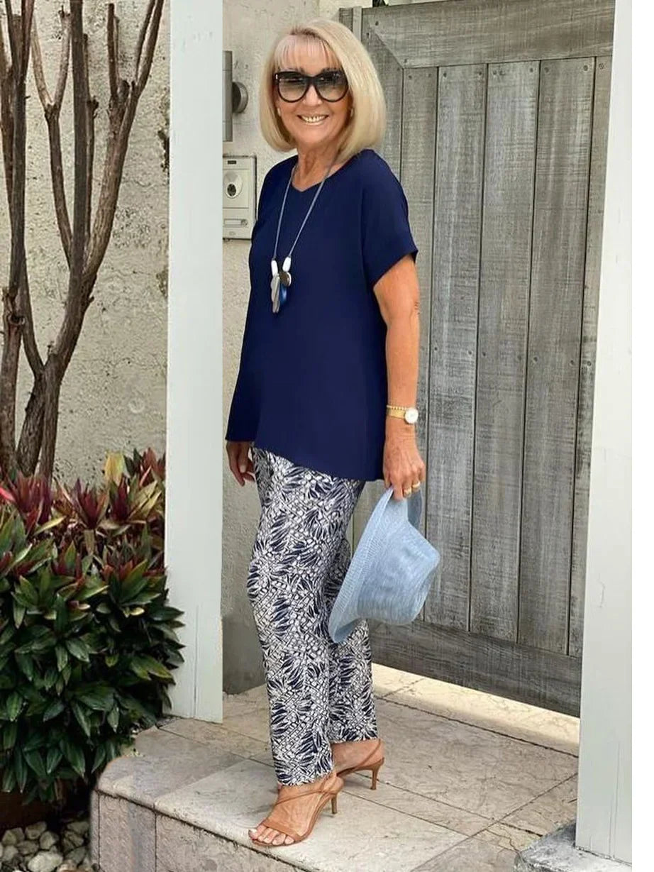 Elegant and Easy-to-Wear Coordinated Set for Effortless Style