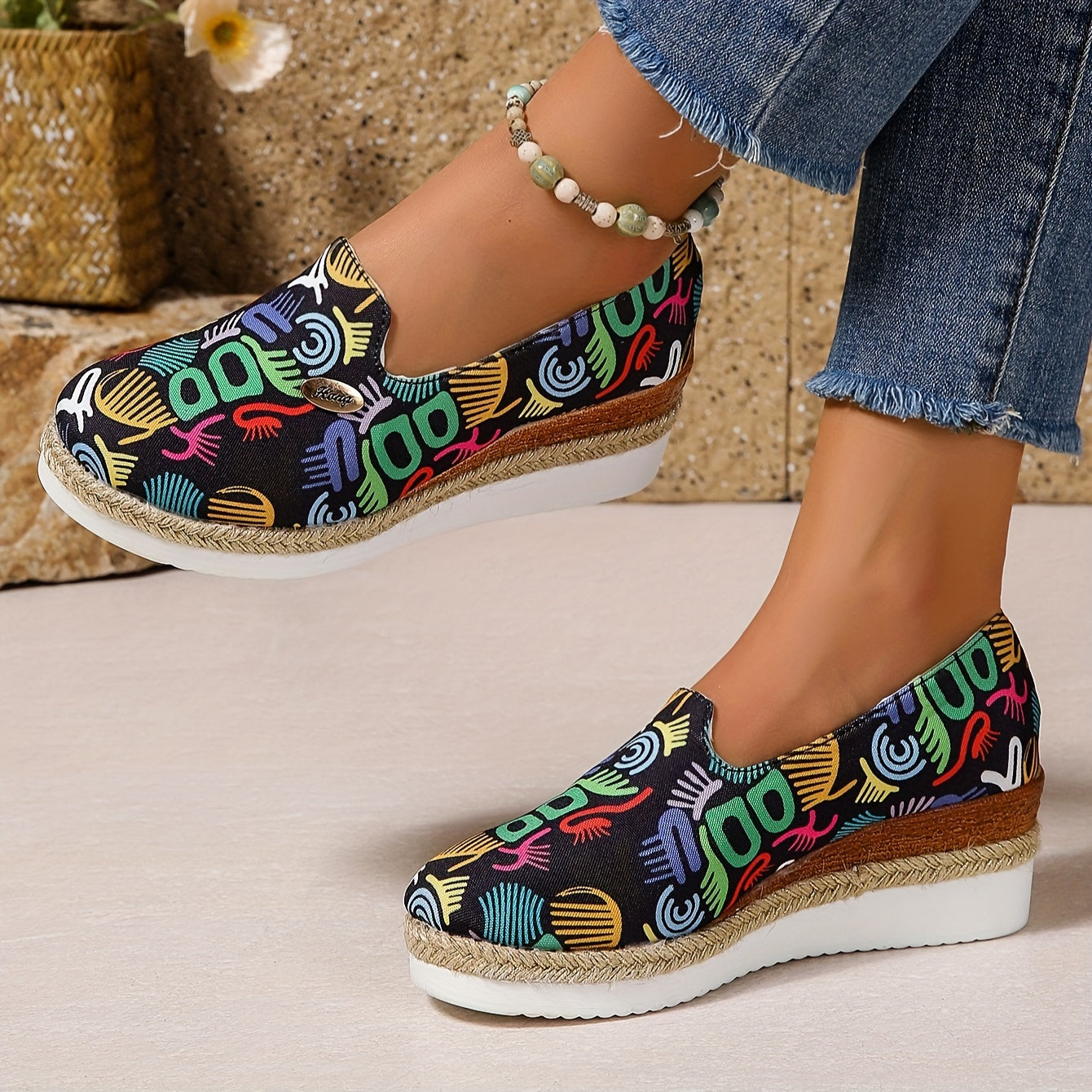 Padded orthopedic sneaker for joint support