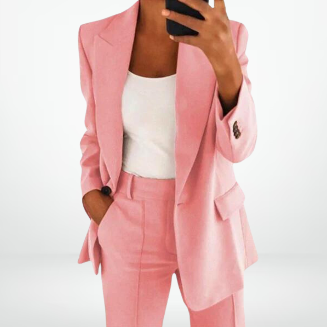 Chic Urban Women's Suit Set for a Stylish Look