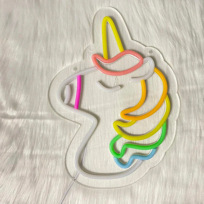 UniGlow – USB-powered LED wall lamp with enchanting unicorn design