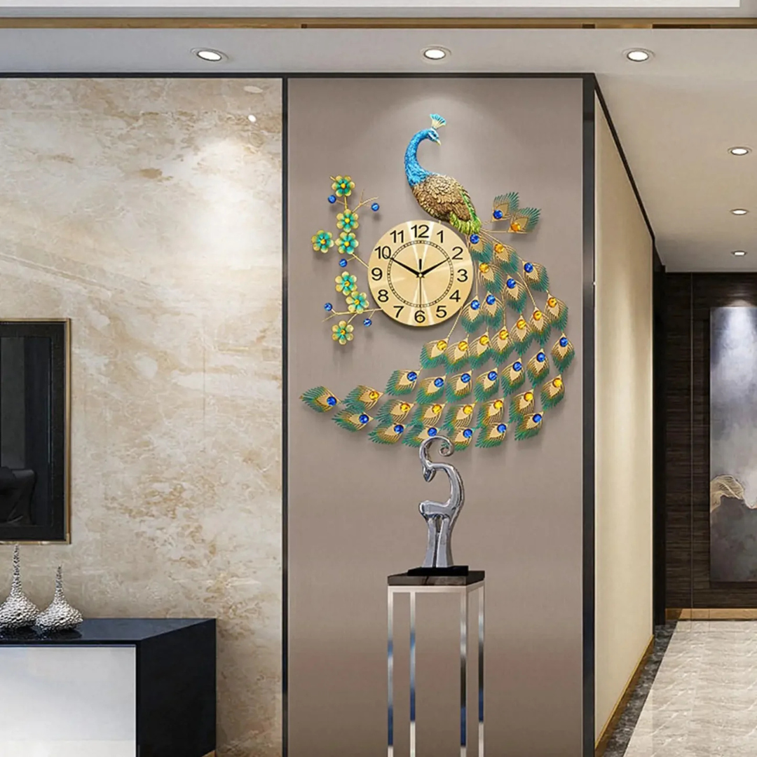 Vintura - Stylish Large Peacock Wall Clock for Eye-Catching Living Room Decor