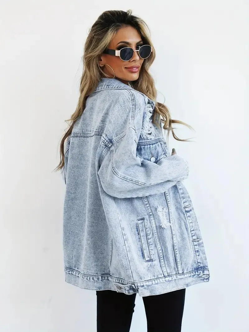Stylish oversized denim jacket for women for a fashionable look