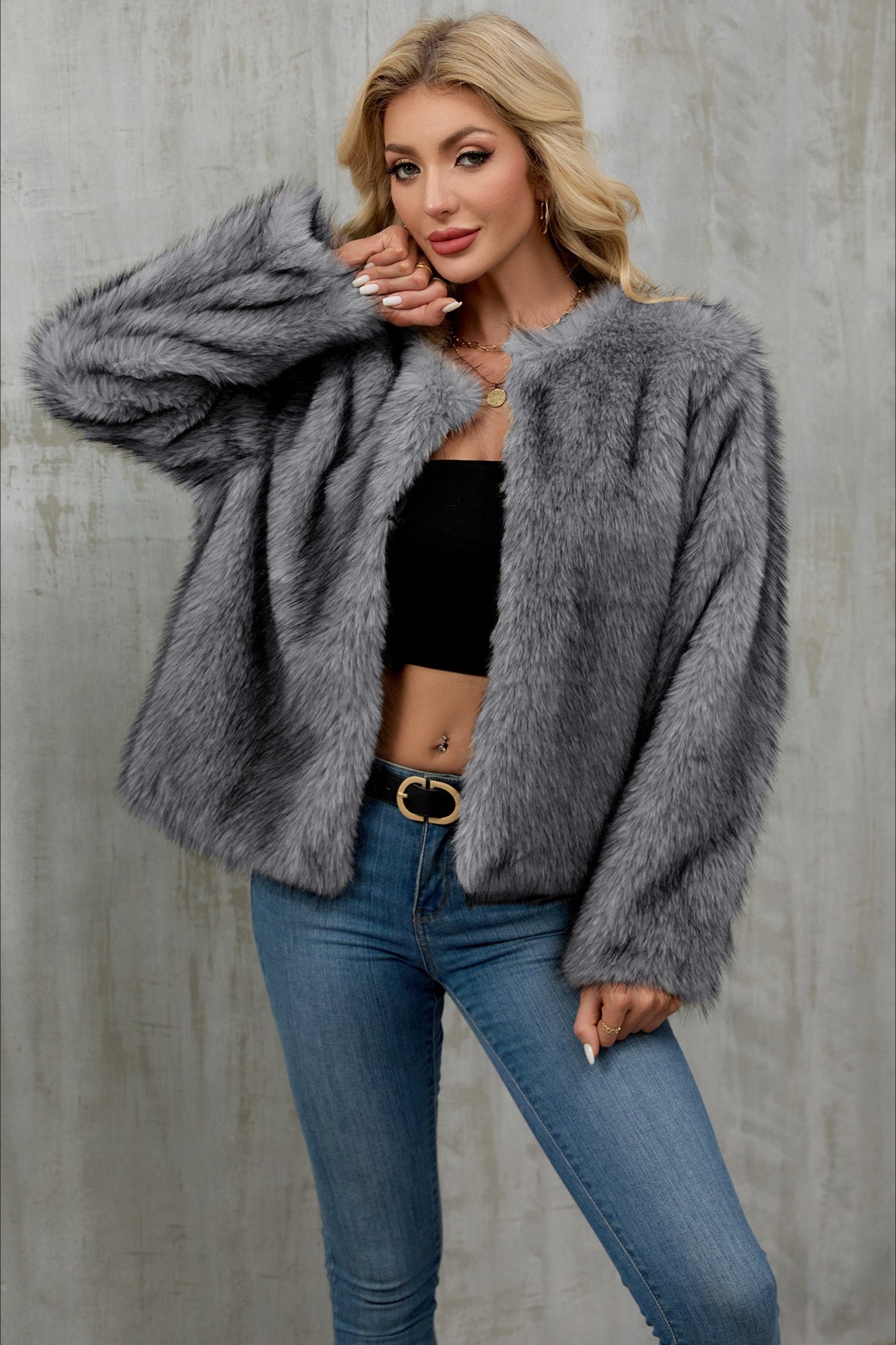 Short plush cardigan with short hairs - Perfect for a cozy and trendy look