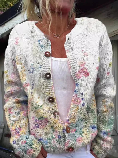 Vintage Floral Cardigan - Timeless Bloom Design, Cozy Knit
