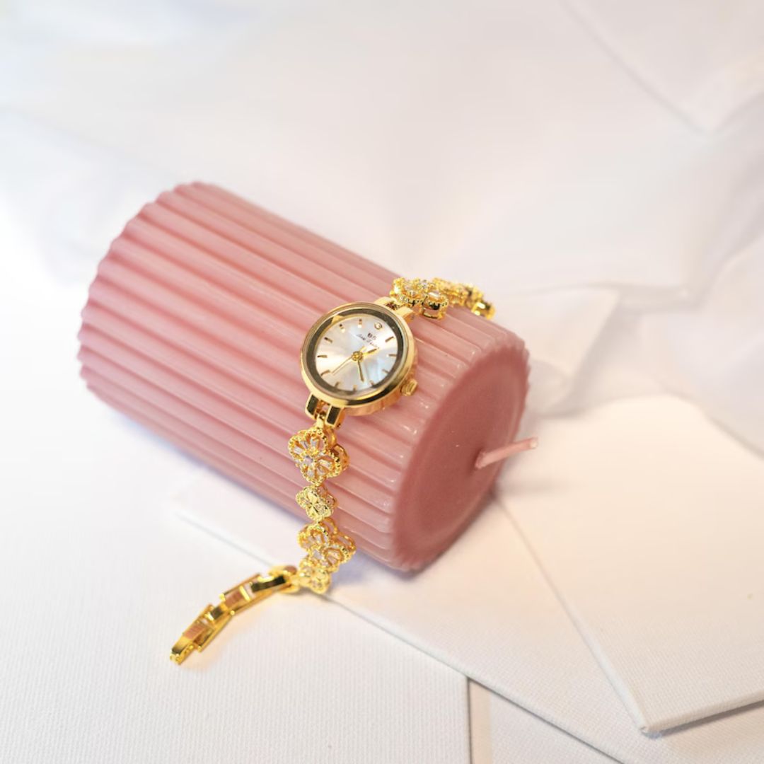 Donna Loriana Elegant Watch with a Feminine Touch