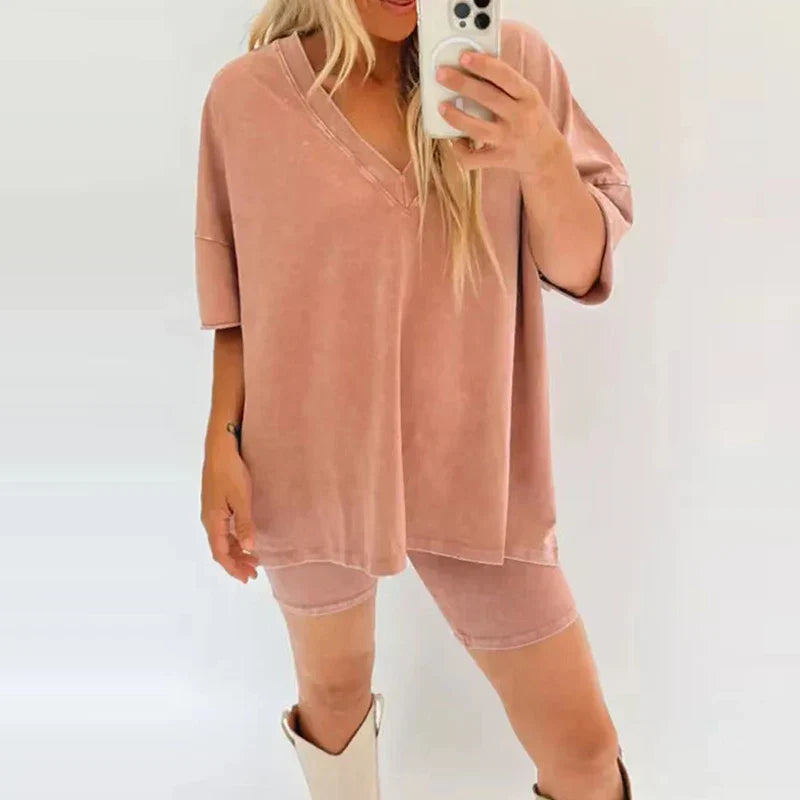 Women's fitness set - Comfortable and trendy sportswear