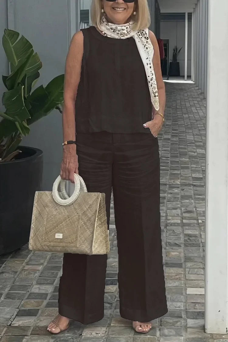 Elegant Two-Piece Sleeveless Outfit