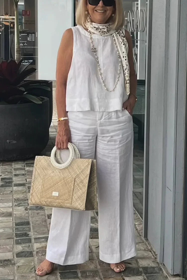 Elegant Two-Piece Sleeveless Outfit