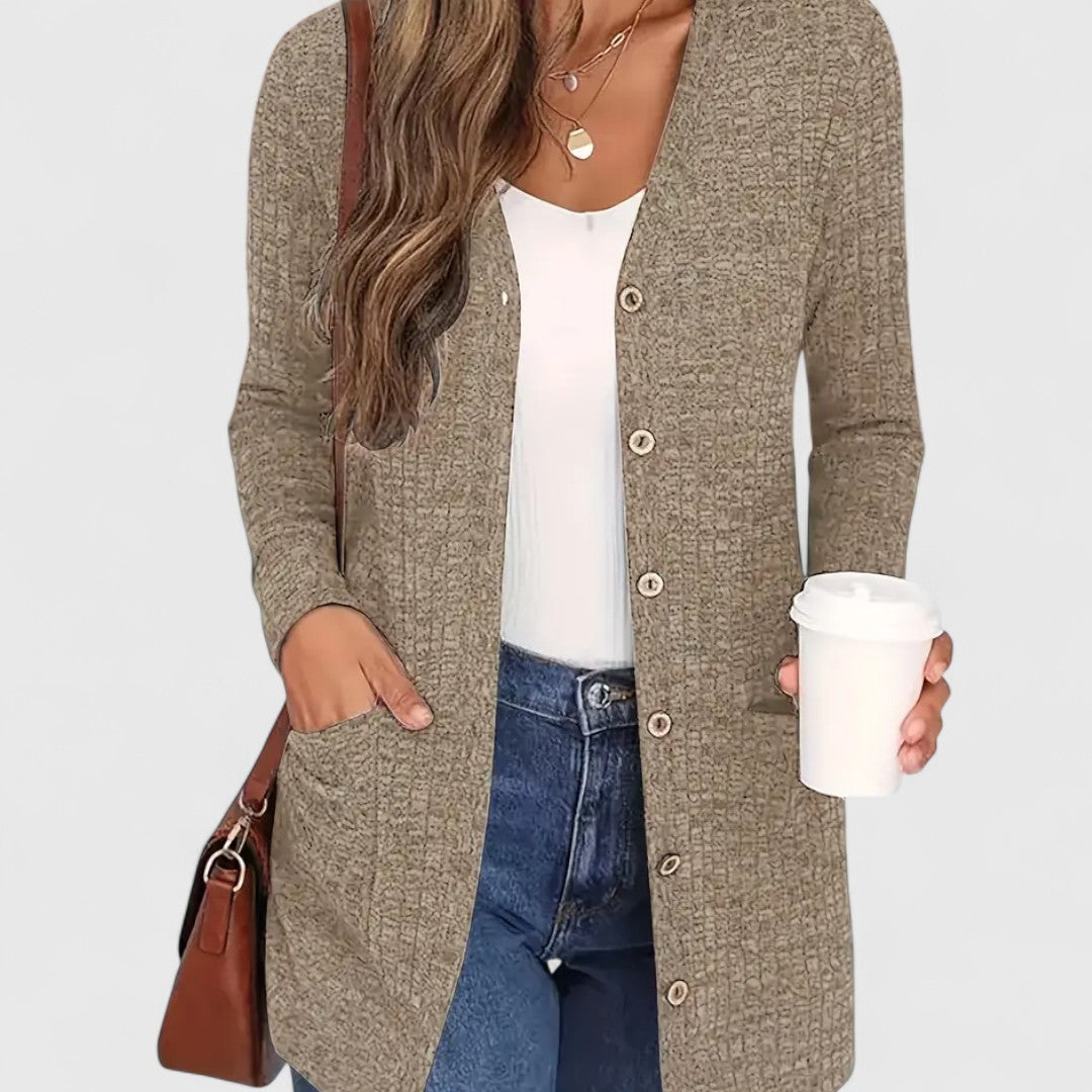 Lindsey - Coziness and Style in an Elegant V-Neck Cardigan