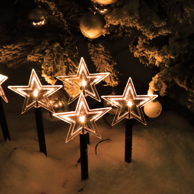 SnowGlow - Solar-Powered Path Light for Festive Outdoor Atmosphere