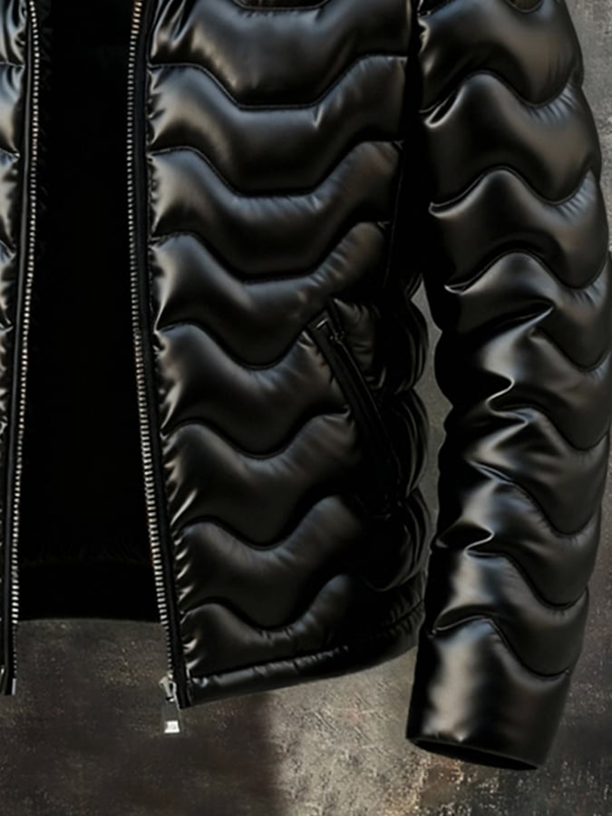 Warm and enveloping winter coat