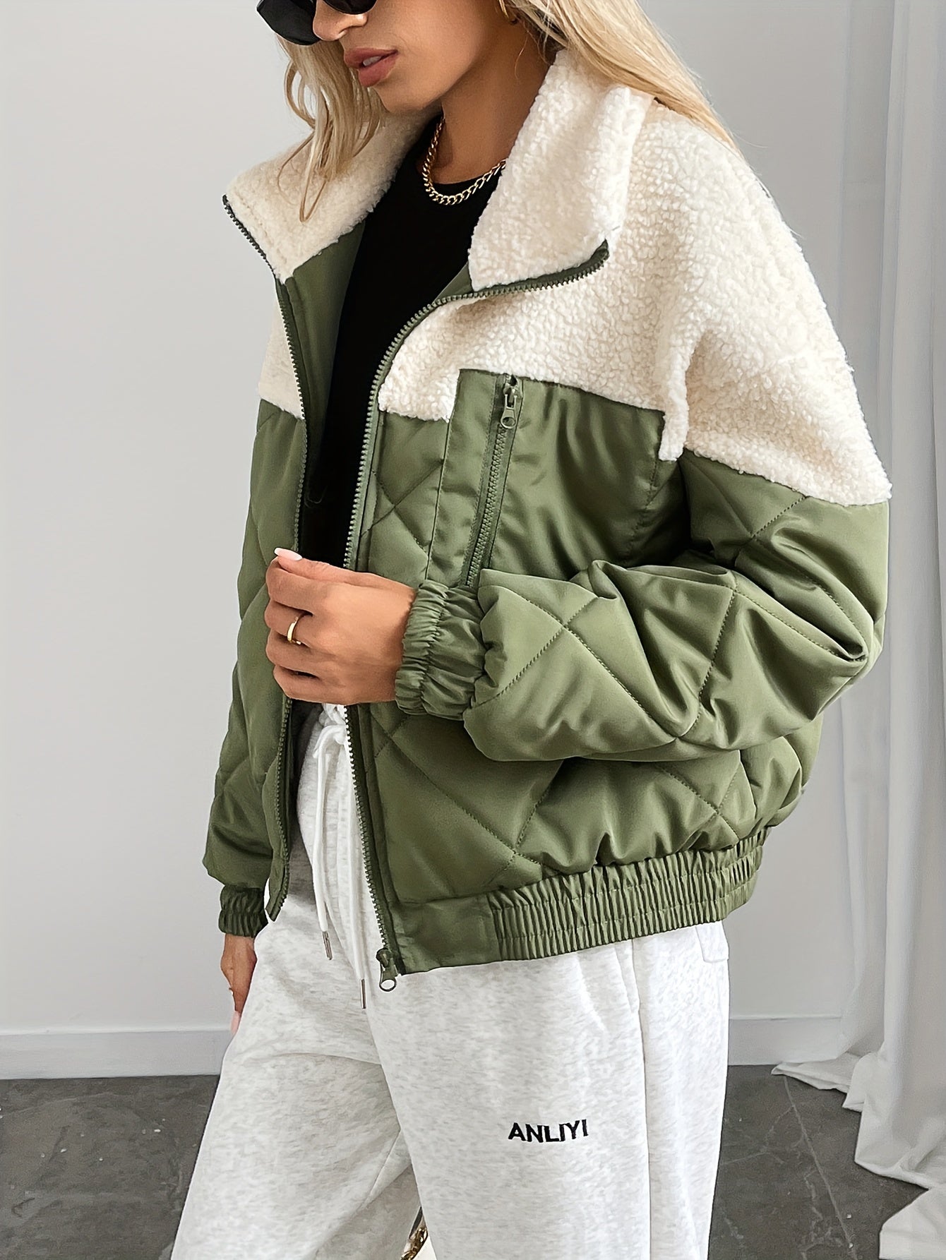 Comfortable Quilt Jacket - Casual Round Neck, Long Sleeve for Autumn and Winter