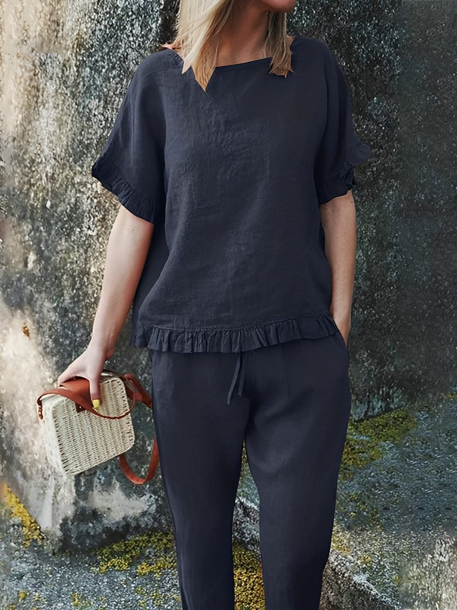 Relaxed Two-Piece Long Sleeve Outfit for a Comfortable Style