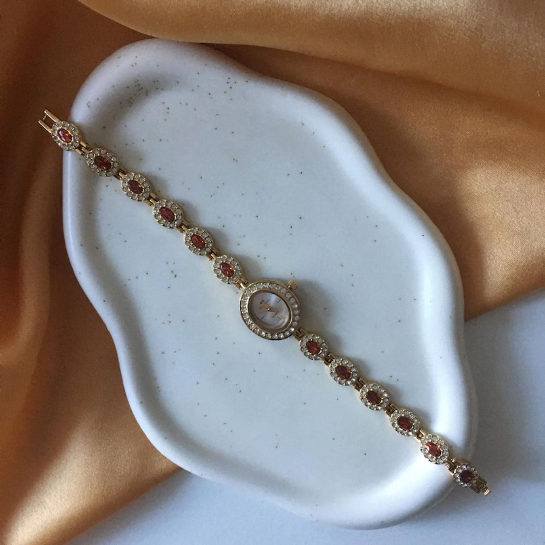 Cento Women's Wristwatch with Elegant Minimalist Dial