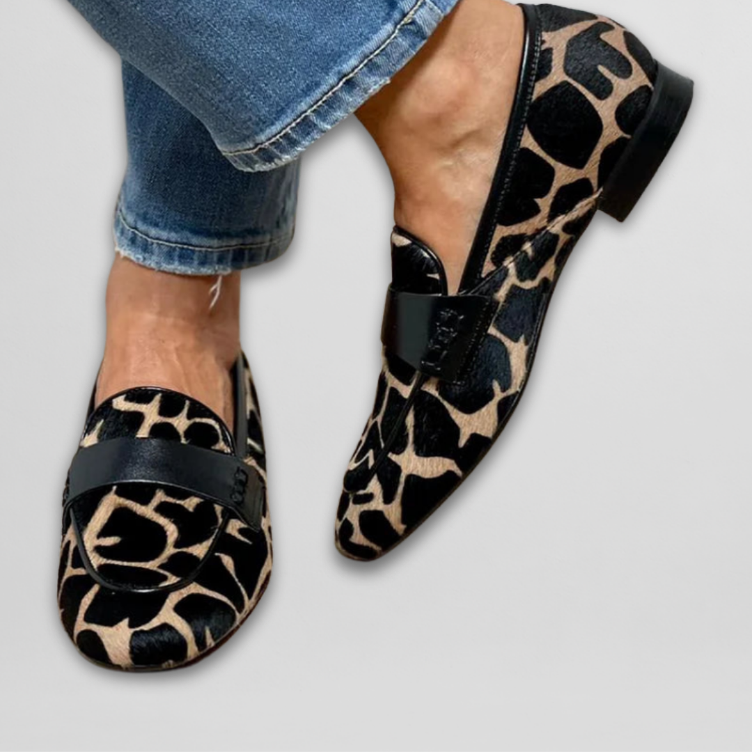 Giraffe-Print Chic Fashion Loafers – Effortless Style for Everyday Wear