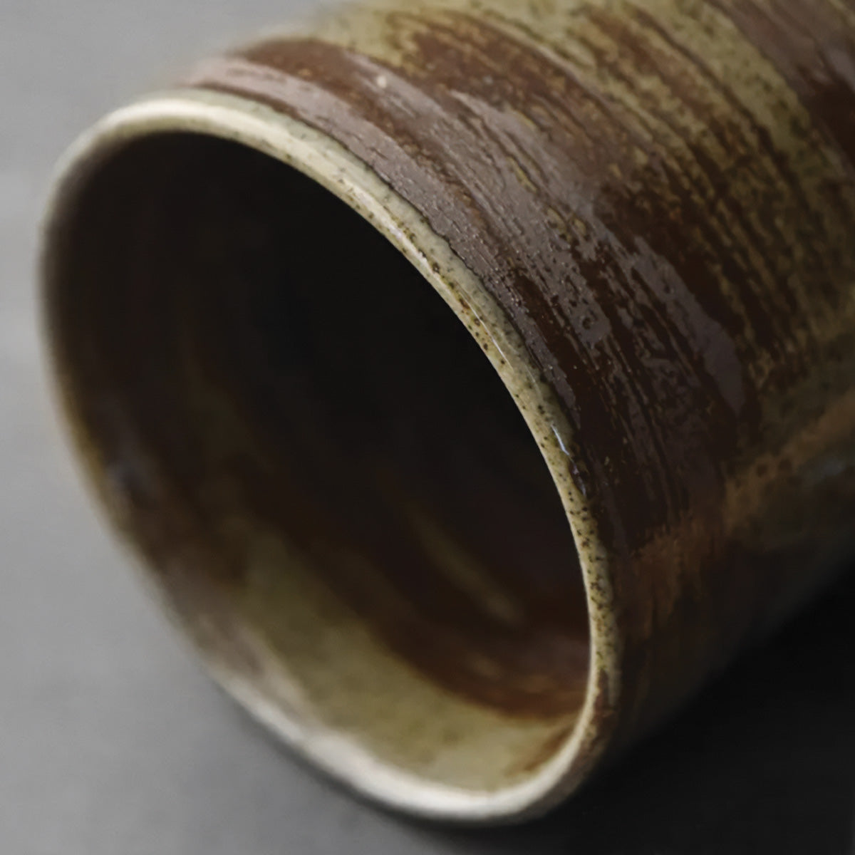 Agata Mug - Elegant Ceramic Coffee Cup