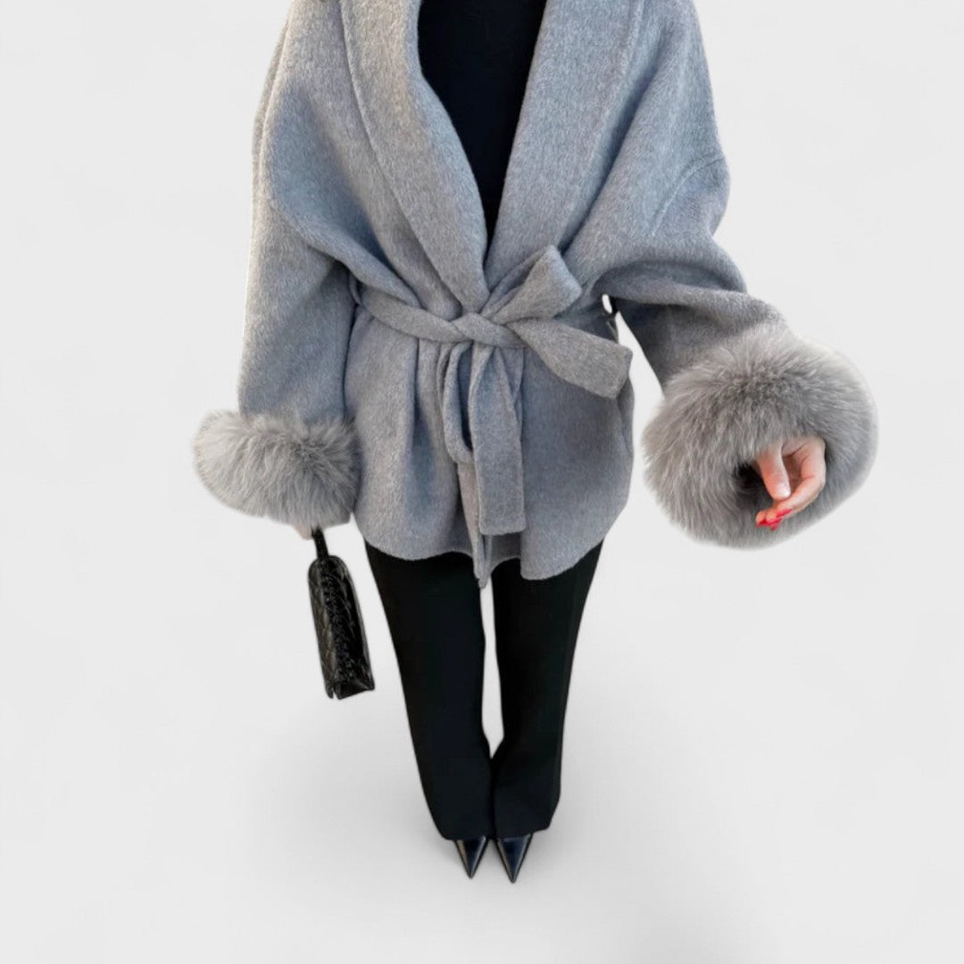 Emy – Eco-Fur Coat with Timeless Elegance