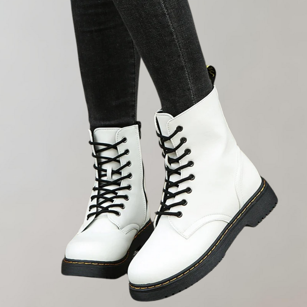Chic Women's Boots for All-Day Comfort