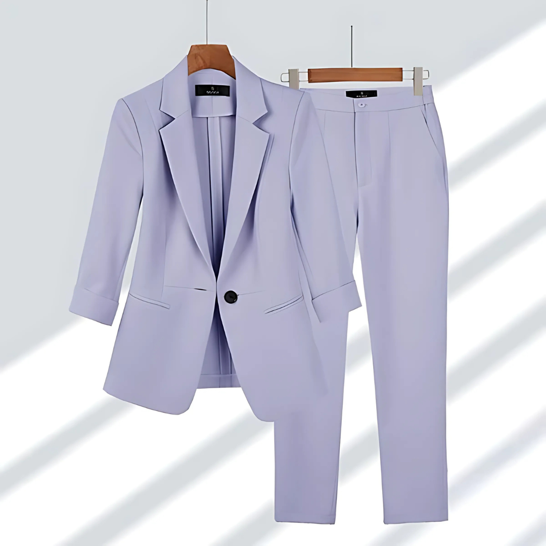 Elegant women's blazer with matching trousers suit for a stylish look