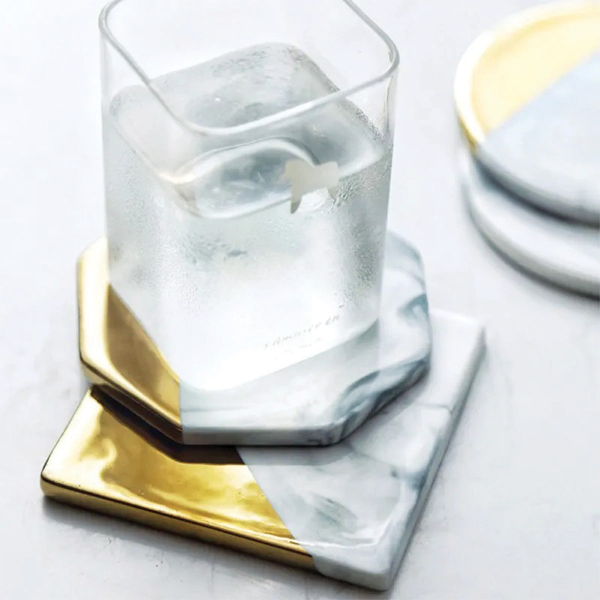IvoraHome - Magnificent Ivory Marble Coaster Set for a Touch of Elegance in Your Interior
