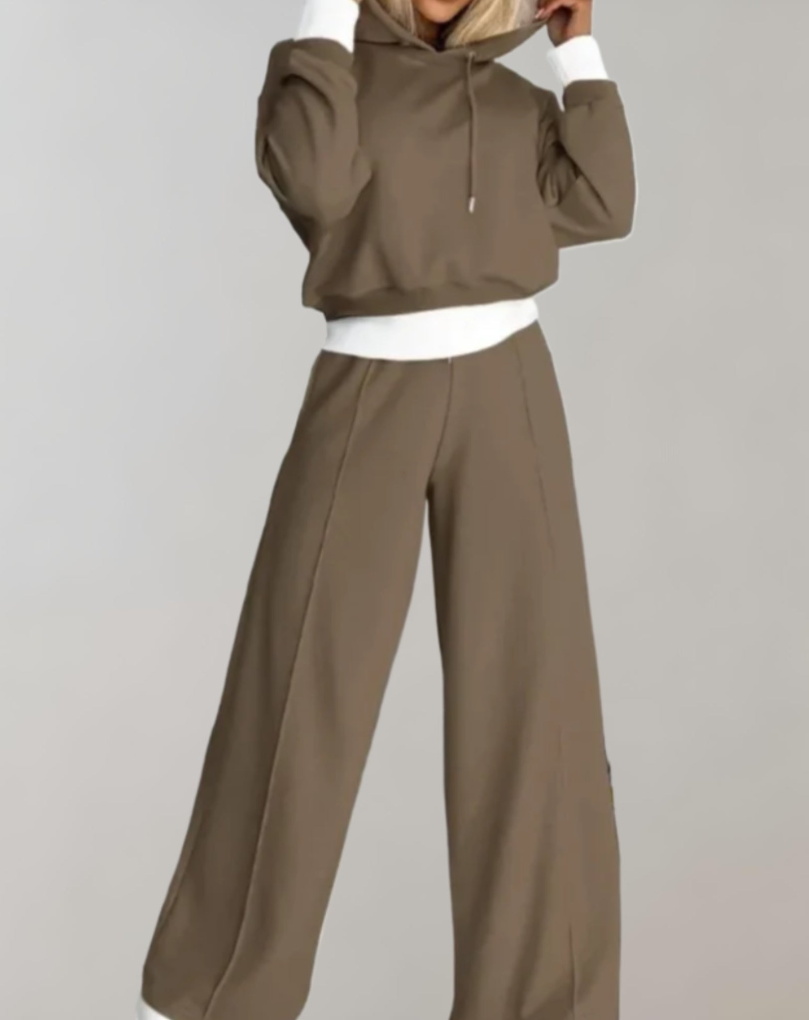 Alice | Casual Smoky Set for Women with Hoodie and Jogging Pants