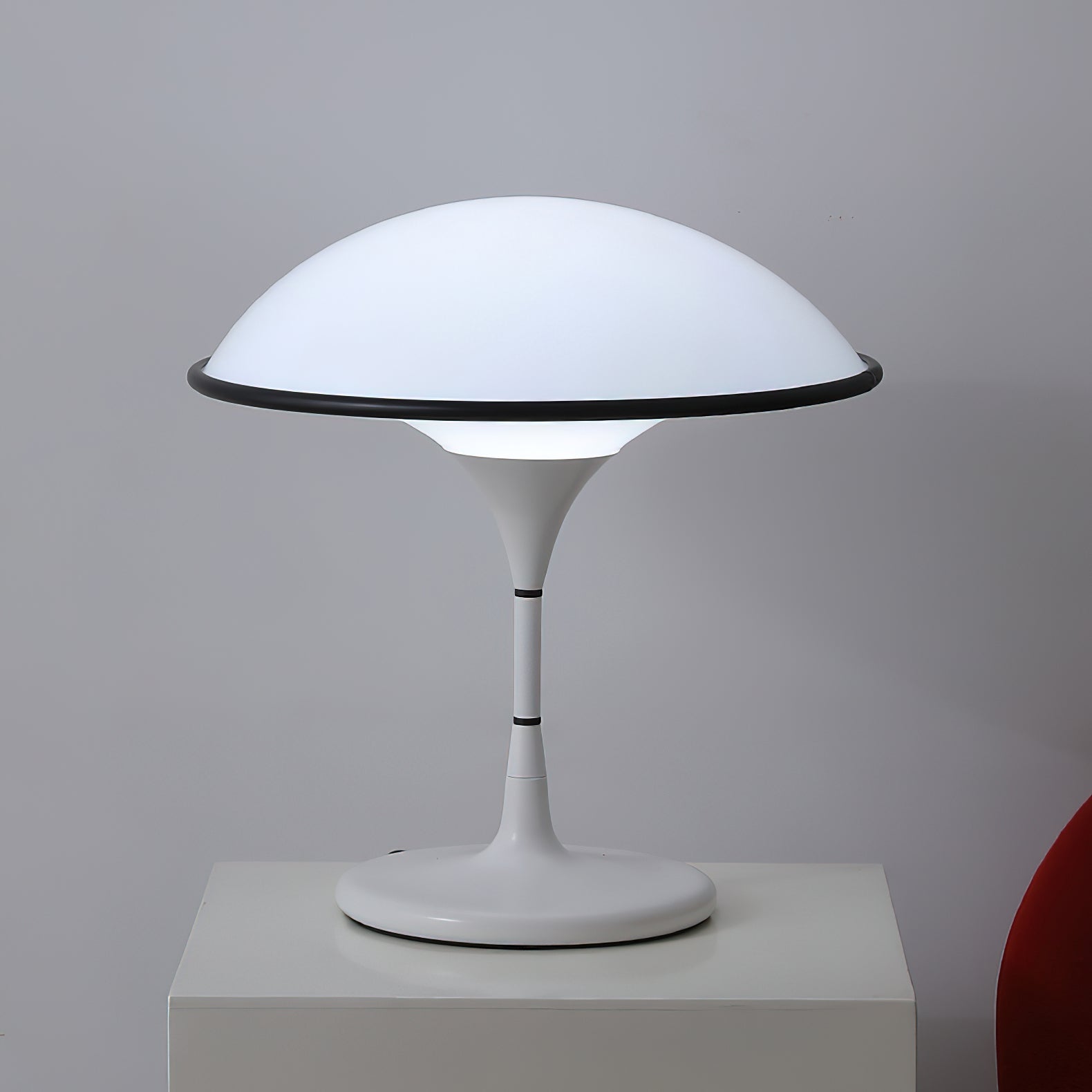 Elegant Fountain Table Lamp for Stylish Lighting