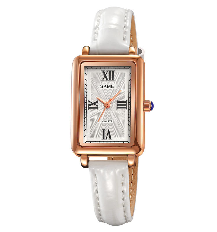 Casual watch with elegant leather strap