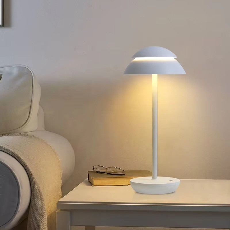 Glowing Prestige Lamp - Elegant Lighting Decor for Stylish Spaces