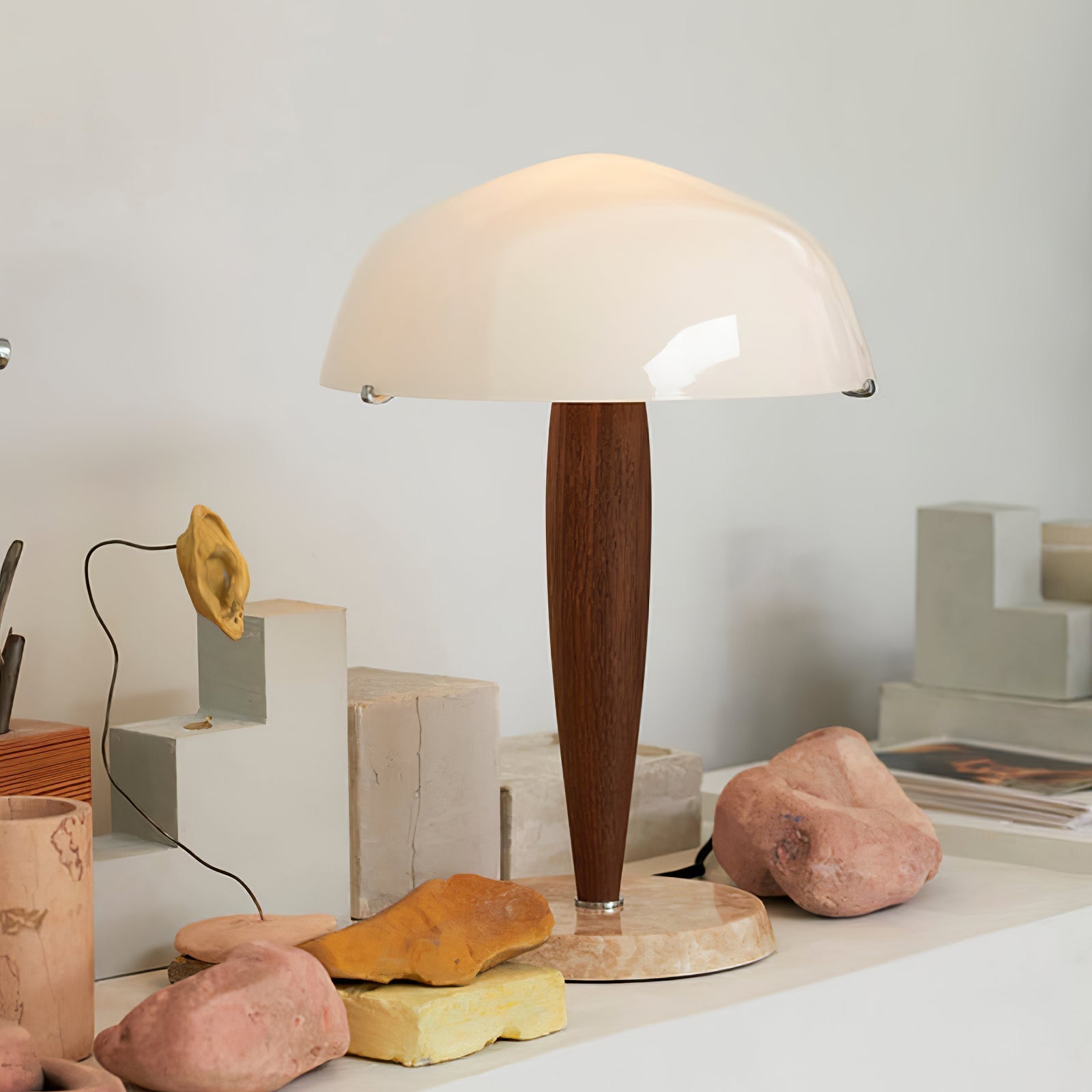 Hermes Elegant Table Lamp with Modern Design