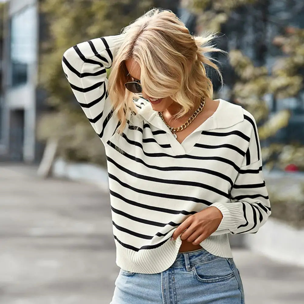 Stylish women's sweater with striped pattern and V-neck for an elegant look