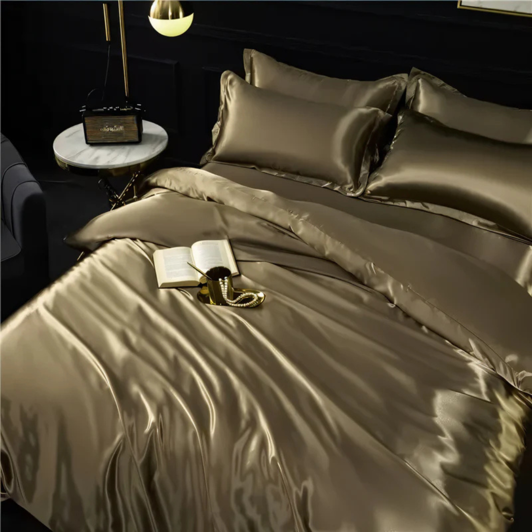 Luxurious Silky Bed Linens | Breathable, Soft & Elegant Comfort for the Bedroom