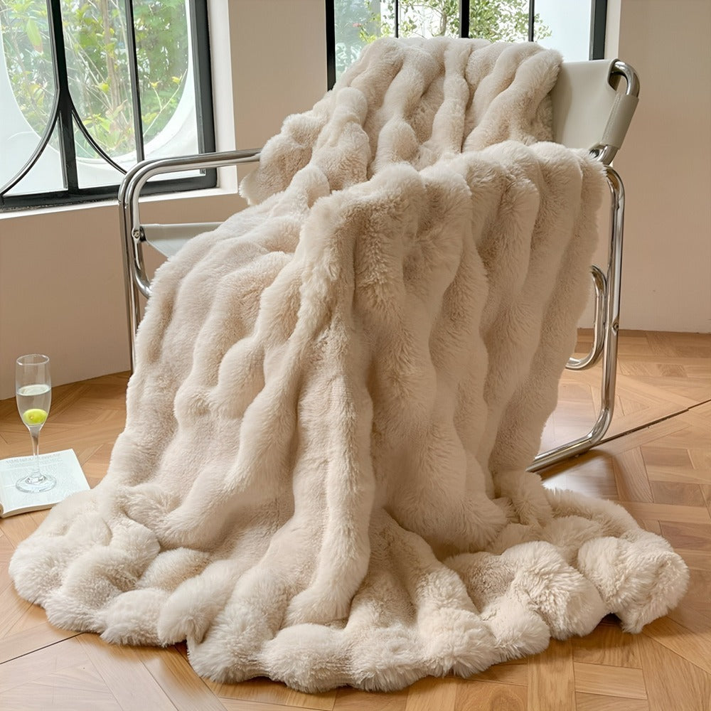 Cozy Fluffy Fleece Blanket – Super Soft, Warm, and Stylish for Extra Comfort