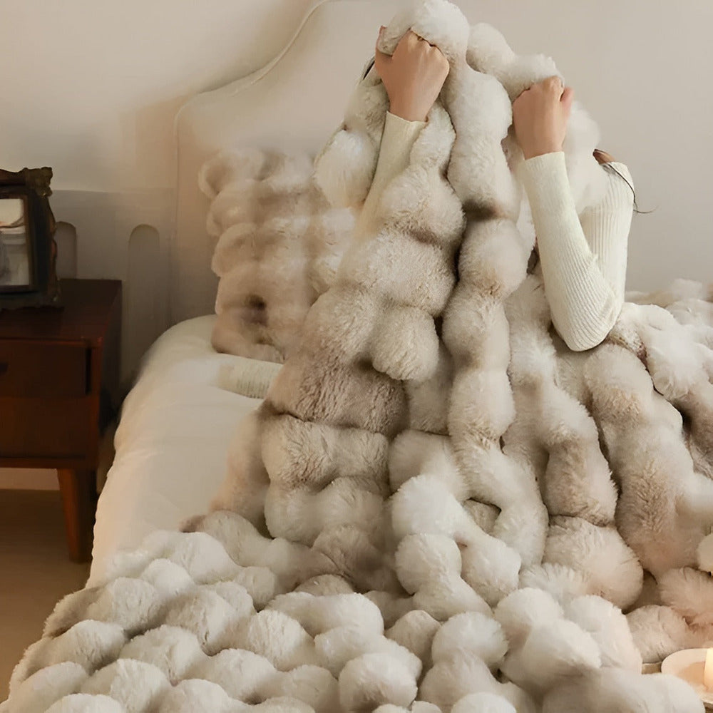 Cozy Fluffy Fleece Blanket – Super Soft, Warm, and Stylish for Extra Comfort