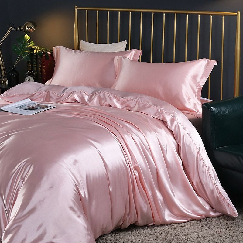 Elegant Satin Duvet Cover Set – Luxury Modern Bedding with Chic Finish