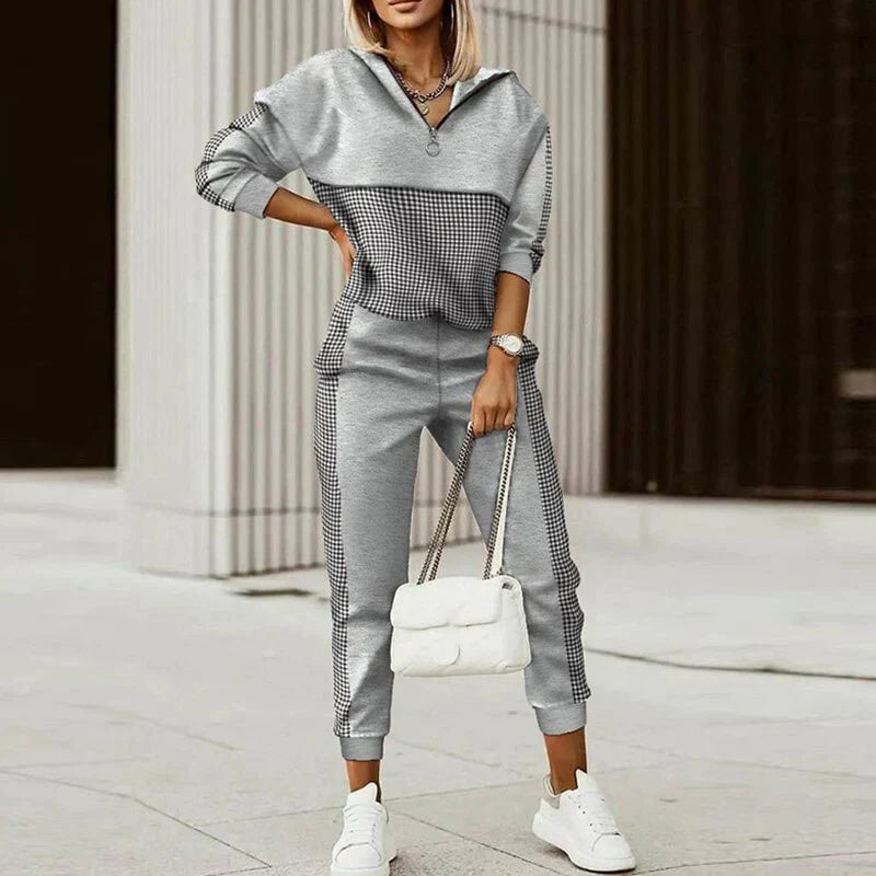 Nicole | Women's Tracksuit with Zipper and Comfortable Fit