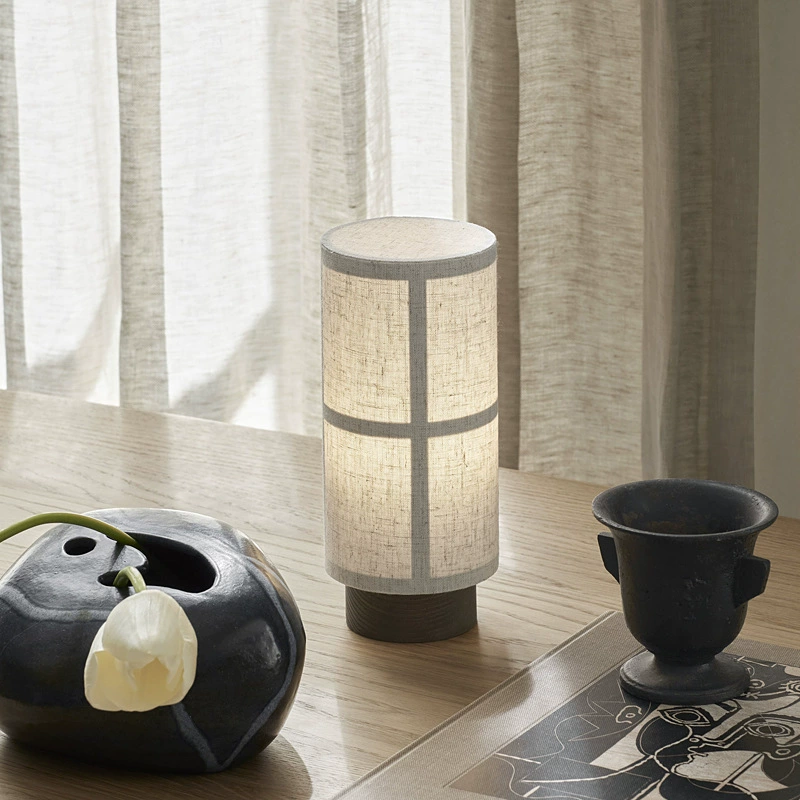 Elegant Japanese Silk Table Lamp for Stylish Lighting