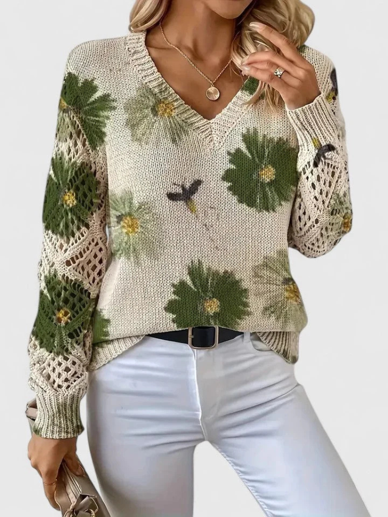 MARIBELLE BLOOM Pullover with Charming Floral Design
