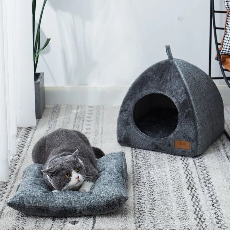 Luxury Closed Cat House for Ultimate Warmth, Comfort, and Safety