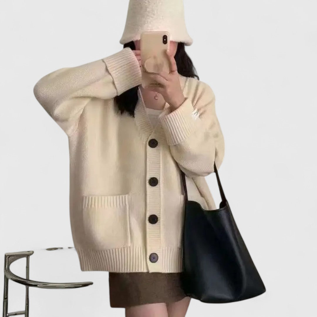 Elena - Cozy Oversized Knit Cardigan for a Comfortable Warm Feeling